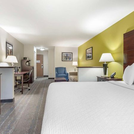 Best Western Plus Mansfield Inn And Suites Exterior foto